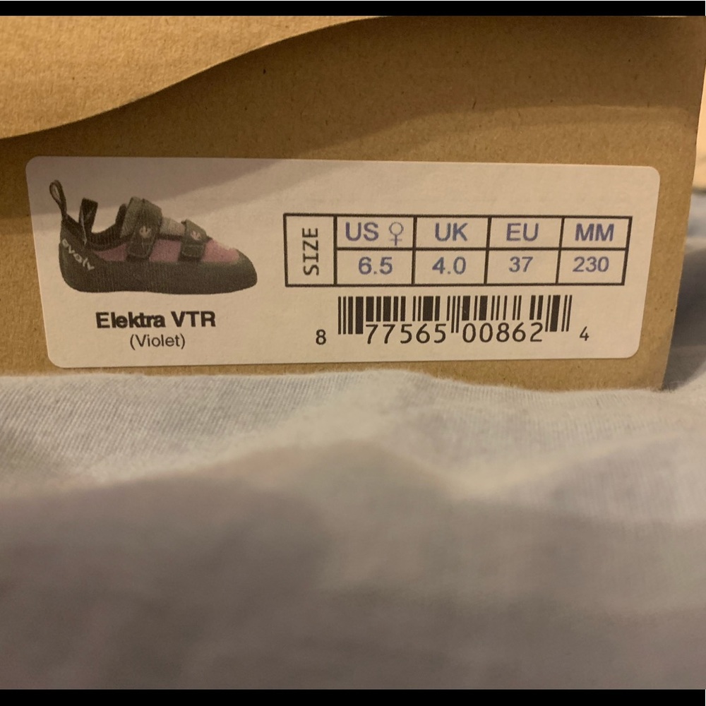 Evolv Elektra VTR climbing shoe